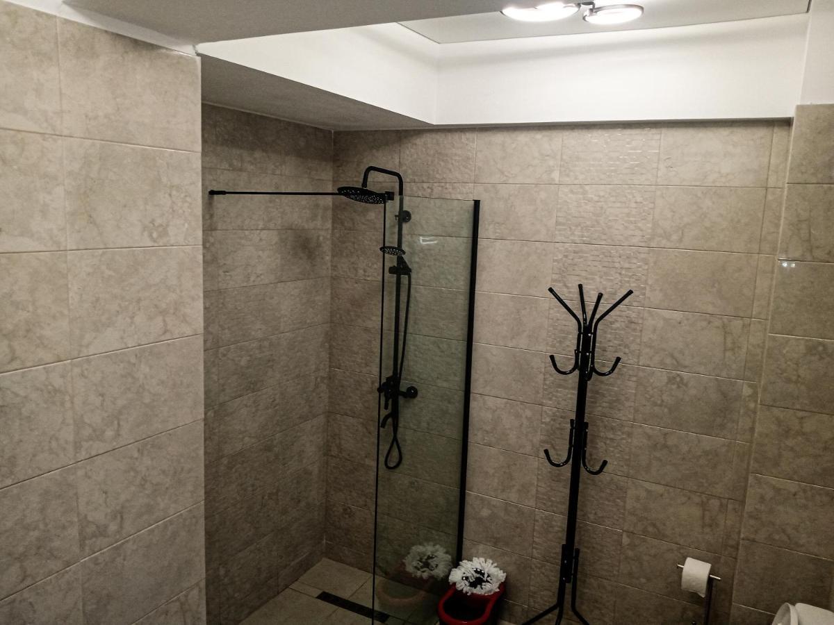 Ric Apartament Нэводари Экстерьер фото
