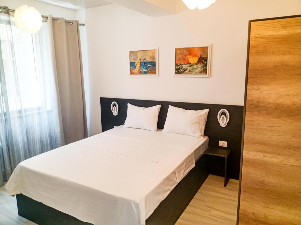 Ric Apartament Нэводари Экстерьер фото